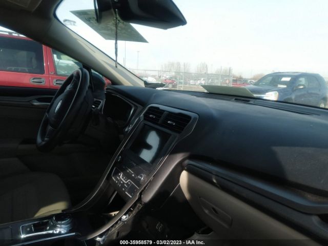 Photo 4 VIN: 3FA6P0HD2KR216602 - FORD FUSION 