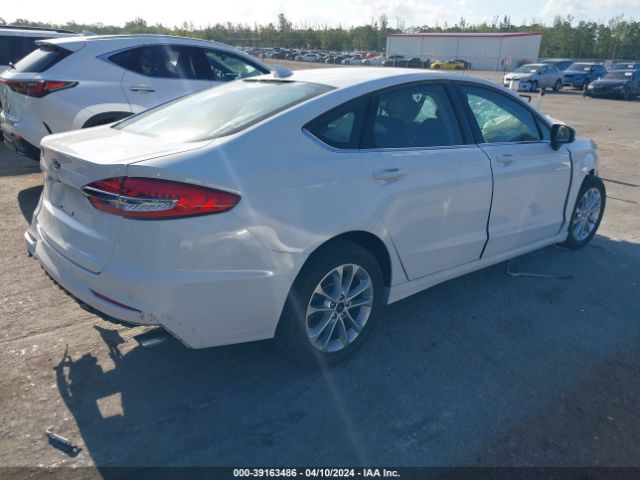 Photo 3 VIN: 3FA6P0HD2KR238888 - FORD FUSION 