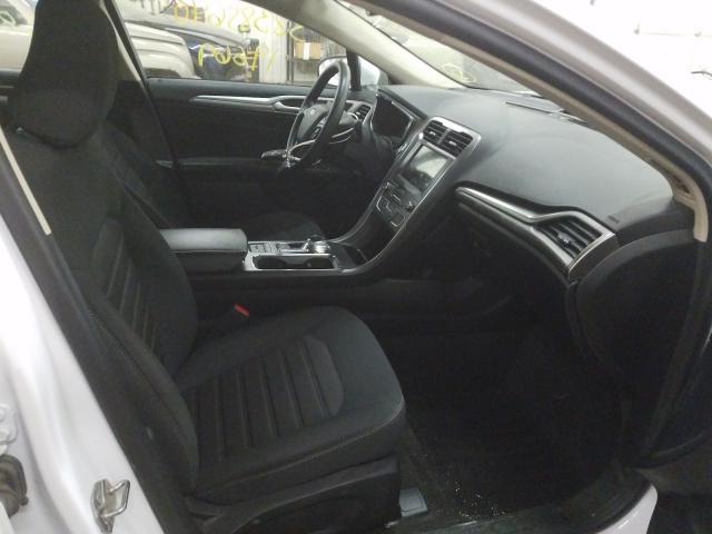 Photo 4 VIN: 3FA6P0HD2LR170576 - FORD FUSION SE 