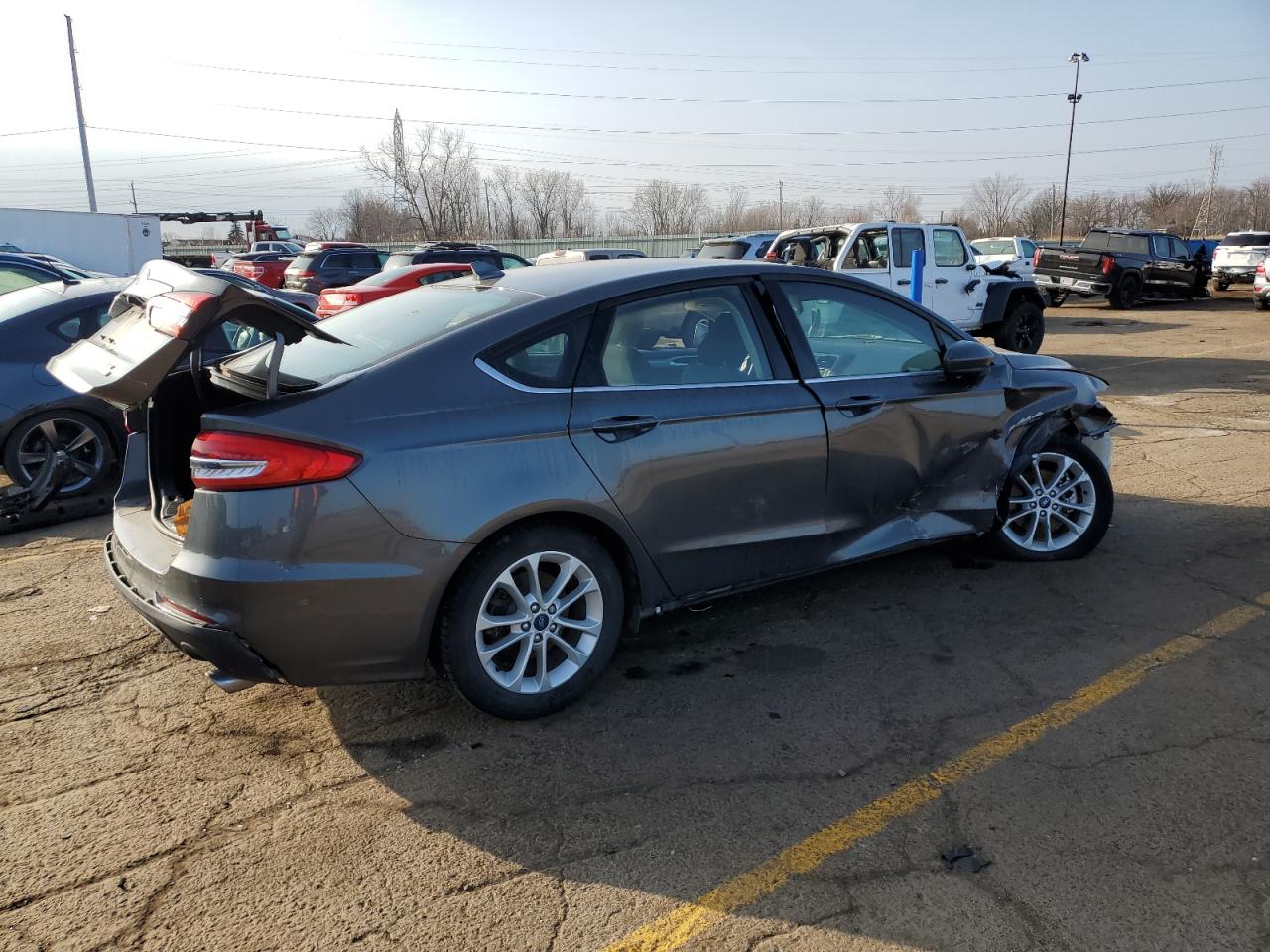 Photo 2 VIN: 3FA6P0HD2LR257779 - FORD FUSION 