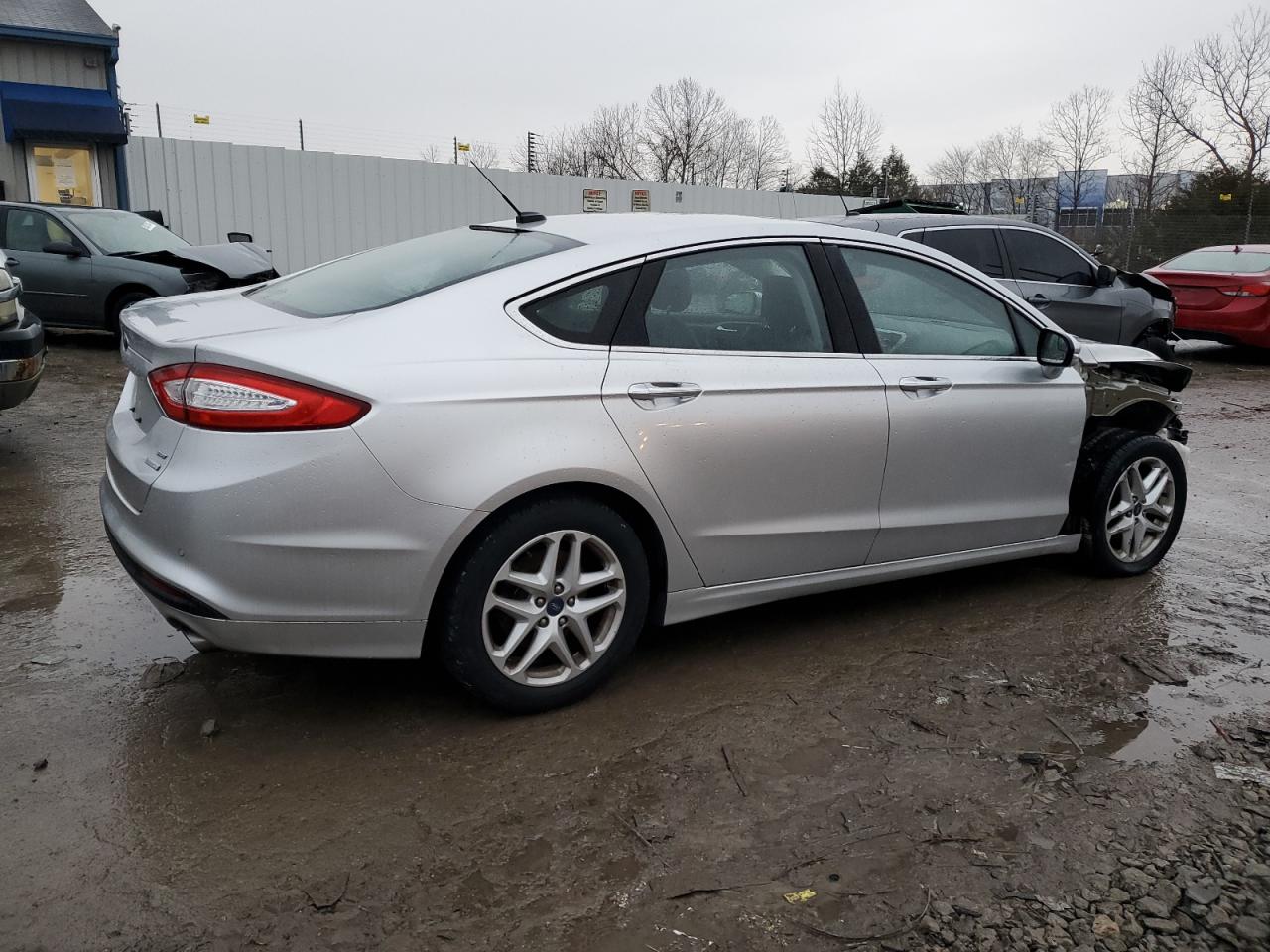 Photo 2 VIN: 3FA6P0HD3ER127464 - FORD FUSION 