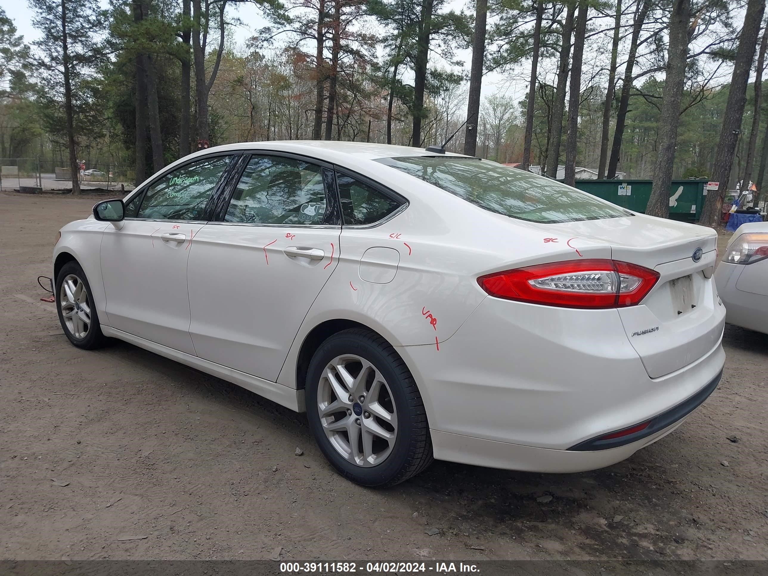 Photo 2 VIN: 3FA6P0HD3ER226074 - FORD FUSION 