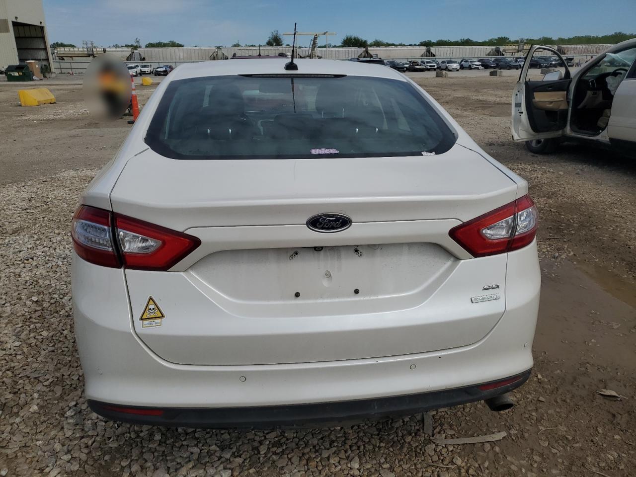 Photo 5 VIN: 3FA6P0HD3FR169554 - FORD FUSION 