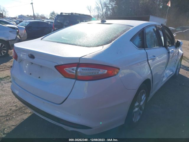 Photo 3 VIN: 3FA6P0HD3FR306959 - FORD FUSION 