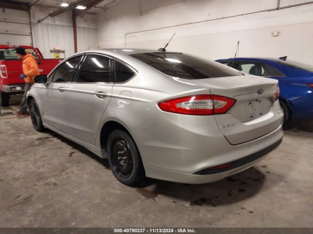 Photo 2 VIN: 3FA6P0HD3GR105628 - FORD FUSION 