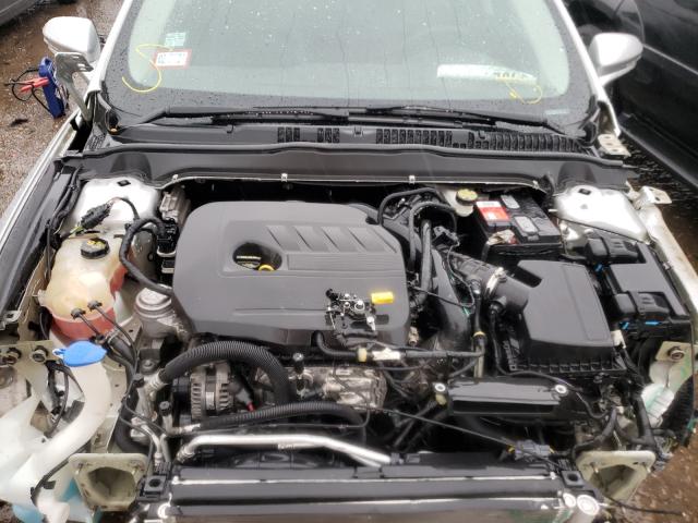 Photo 6 VIN: 3FA6P0HD3GR255710 - FORD FUSION SE 