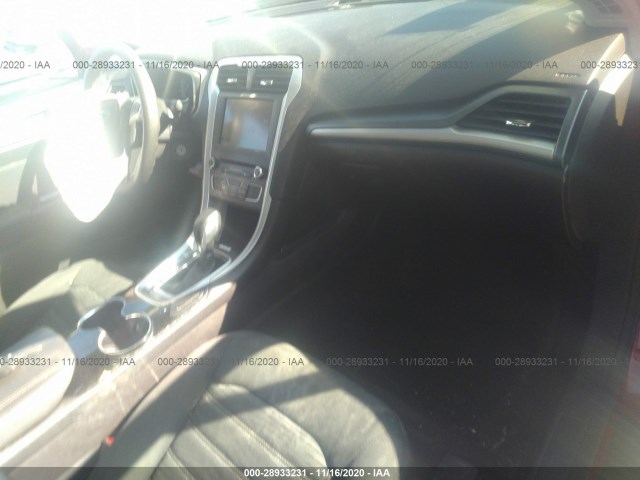 Photo 4 VIN: 3FA6P0HD3GR373921 - FORD FUSION 