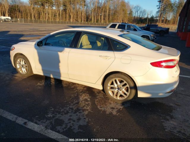 Photo 2 VIN: 3FA6P0HD3GR374423 - FORD FUSION 