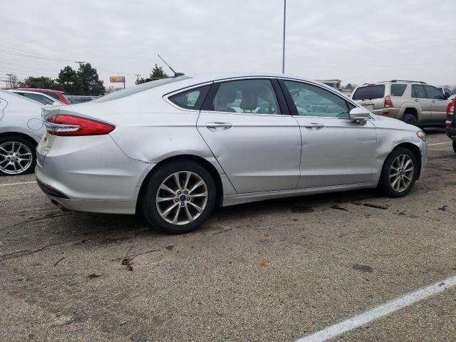 Photo 2 VIN: 3FA6P0HD3HR143796 - FORD FUSION SE 