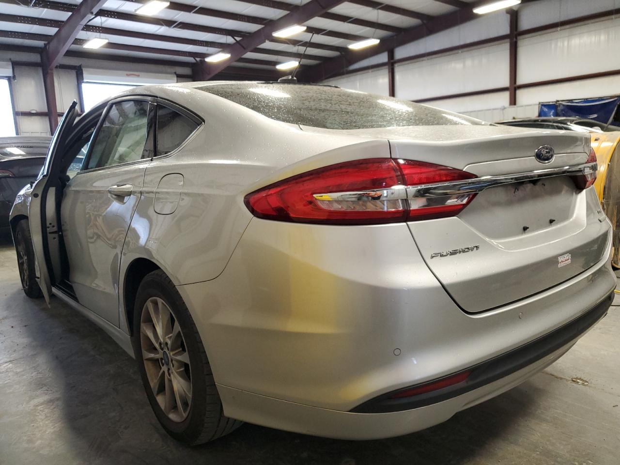 Photo 1 VIN: 3FA6P0HD3HR240092 - FORD FUSION 