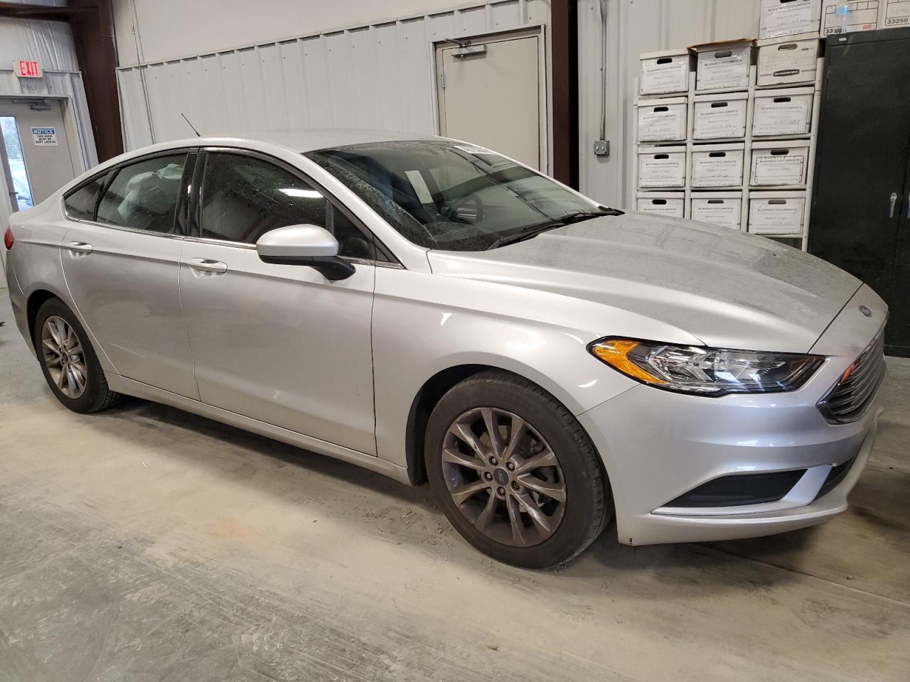 Photo 3 VIN: 3FA6P0HD3HR240092 - FORD FUSION 