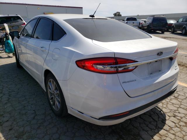 Photo 2 VIN: 3FA6P0HD3HR253327 - FORD FUSION SE 