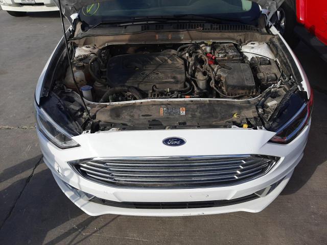 Photo 6 VIN: 3FA6P0HD3HR370924 - FORD FUSION SE 