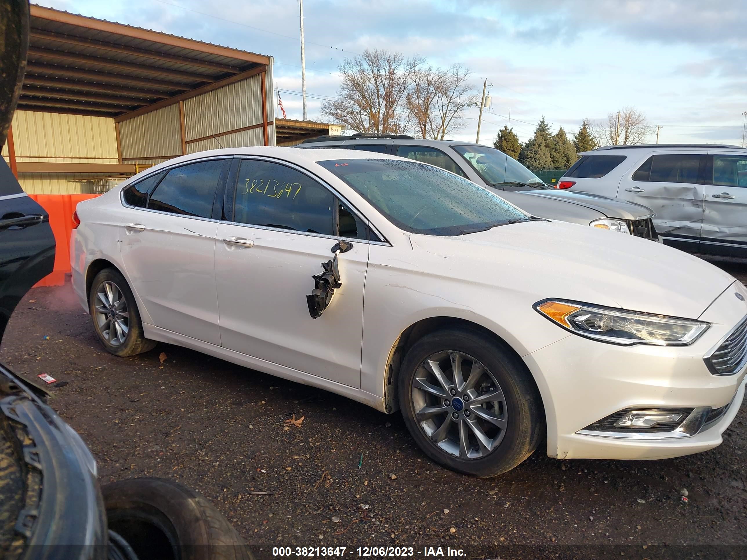 Photo 13 VIN: 3FA6P0HD3HR404683 - FORD FUSION 