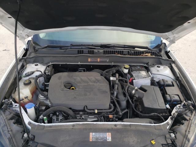 Photo 6 VIN: 3FA6P0HD3JR157591 - FORD FUSION SE 