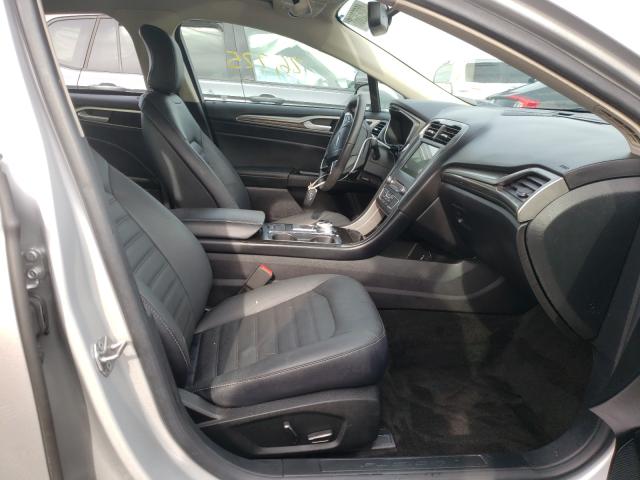 Photo 4 VIN: 3FA6P0HD3JR210449 - FORD FUSION SE 