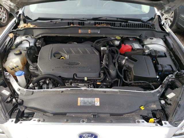 Photo 6 VIN: 3FA6P0HD3JR210449 - FORD FUSION SE 