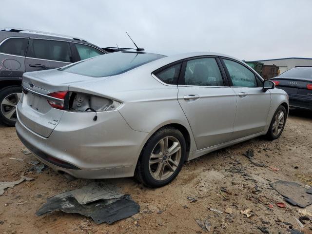 Photo 2 VIN: 3FA6P0HD3JR212881 - FORD FUSION SE 