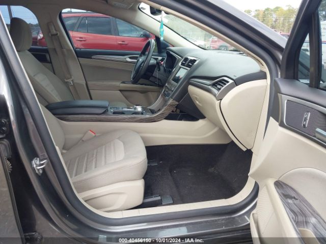 Photo 4 VIN: 3FA6P0HD3LR143841 - FORD FUSION 