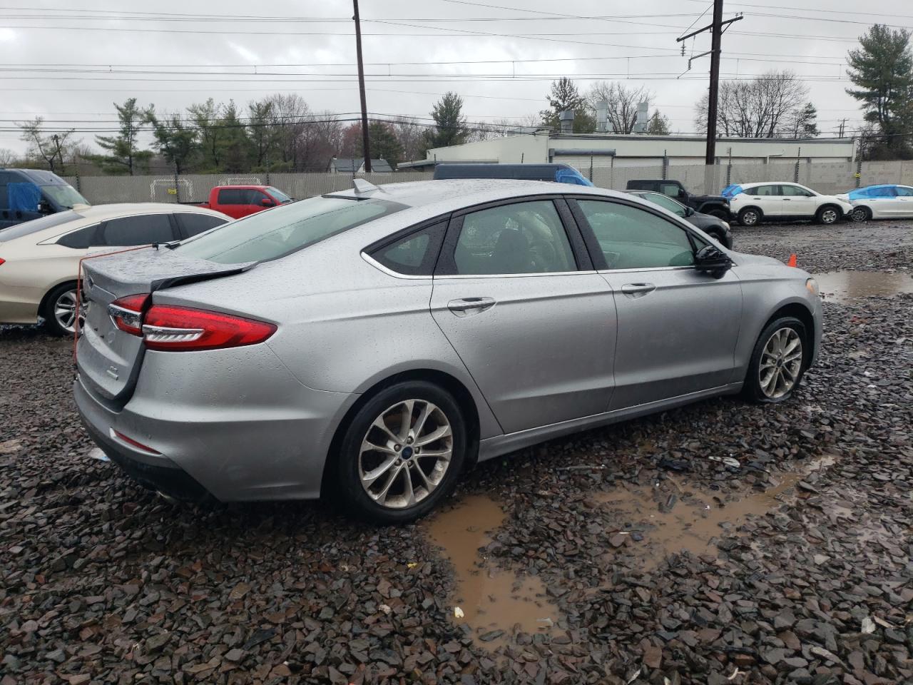 Photo 2 VIN: 3FA6P0HD3LR158842 - FORD FUSION 