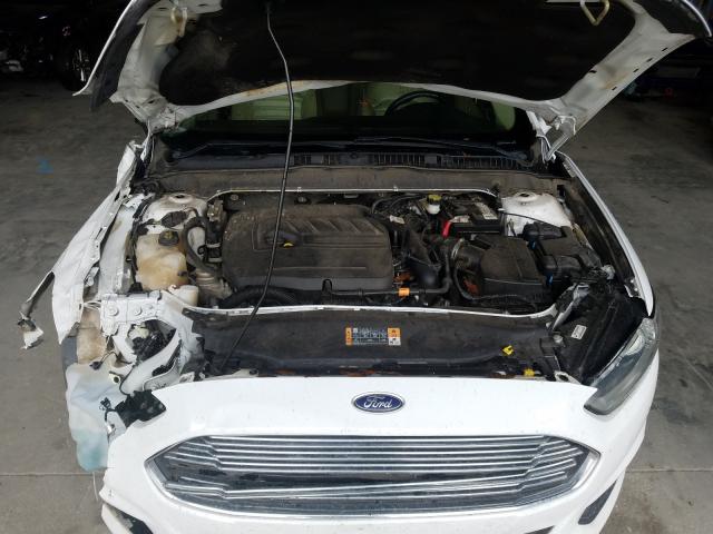 Photo 6 VIN: 3FA6P0HD4FR145652 - FORD FUSION SE 