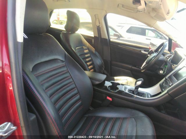 Photo 4 VIN: 3FA6P0HD4GR131297 - FORD FUSION 