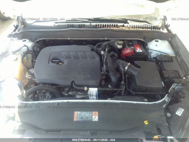 Photo 9 VIN: 3FA6P0HD4GR135687 - FORD FUSION 