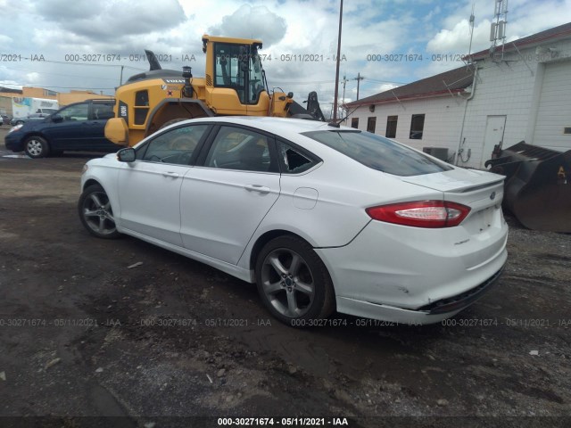 Photo 2 VIN: 3FA6P0HD4GR148438 - FORD FUSION 