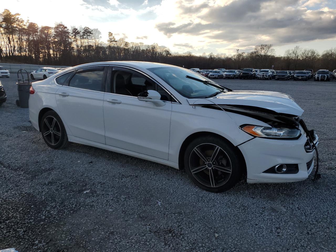 Photo 3 VIN: 3FA6P0HD4GR155891 - FORD FUSION 