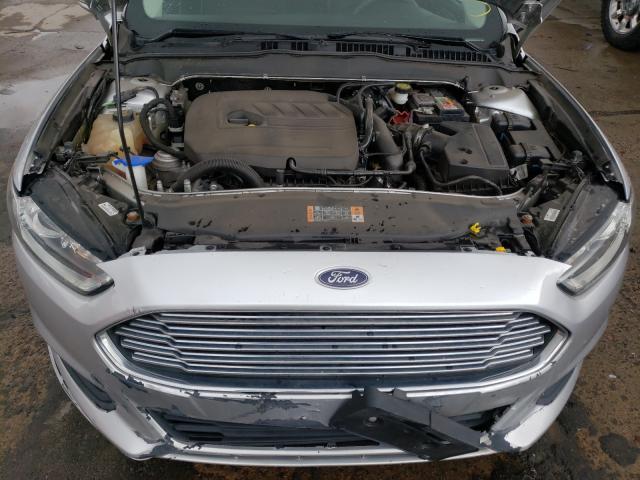 Photo 6 VIN: 3FA6P0HD4GR246451 - FORD FUSION SE 