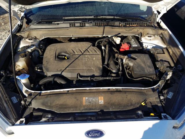 Photo 6 VIN: 3FA6P0HD4GR254209 - FORD FUSION SE 