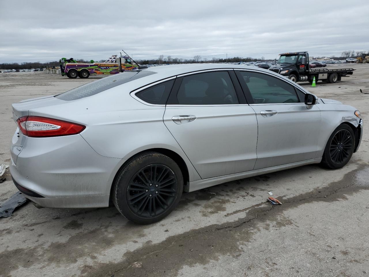 Photo 2 VIN: 3FA6P0HD4GR323691 - FORD FUSION 