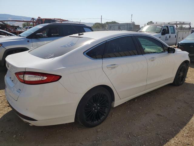 Photo 2 VIN: 3FA6P0HD4GR366931 - FORD FUSION SE 