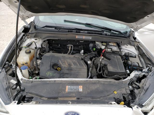 Photo 6 VIN: 3FA6P0HD4HR221048 - FORD FUSION SE 