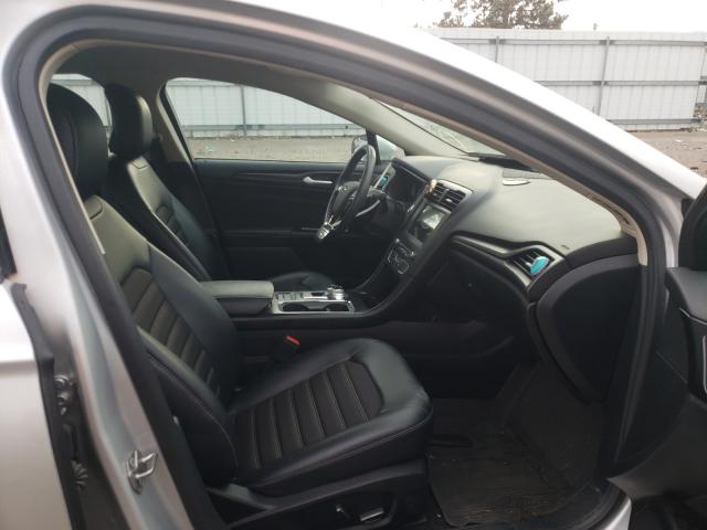 Photo 4 VIN: 3FA6P0HD4JR126981 - FORD FUSION SE 