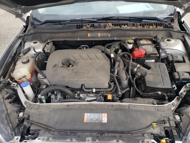 Photo 6 VIN: 3FA6P0HD4JR126981 - FORD FUSION SE 