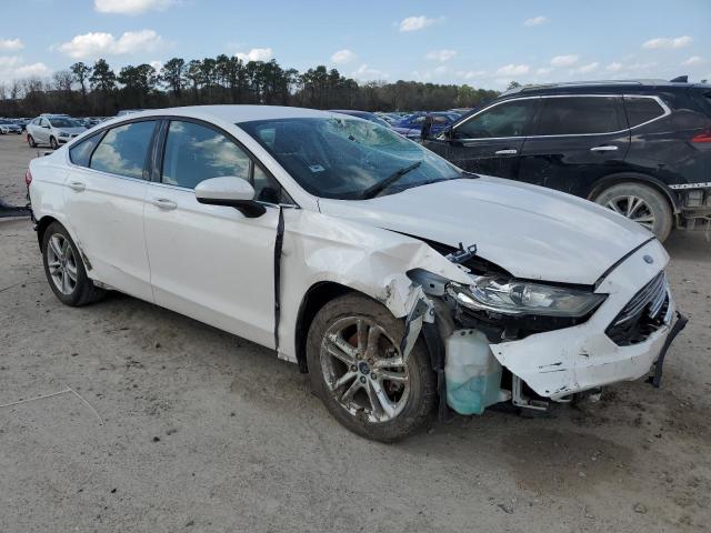 Photo 3 VIN: 3FA6P0HD4JR136295 - FORD FUSION SE 