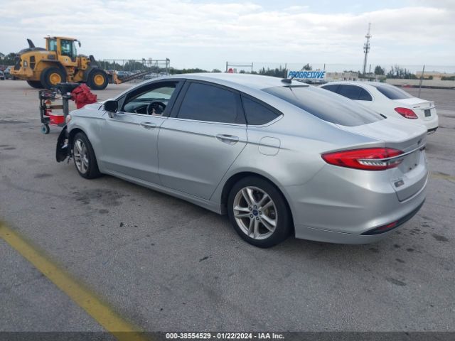 Photo 2 VIN: 3FA6P0HD4JR146986 - FORD FUSION 