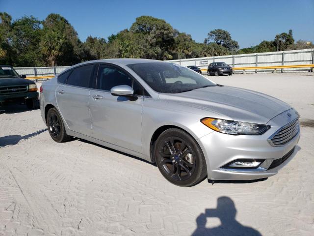 Photo 3 VIN: 3FA6P0HD4JR174755 - FORD FUSION SE 