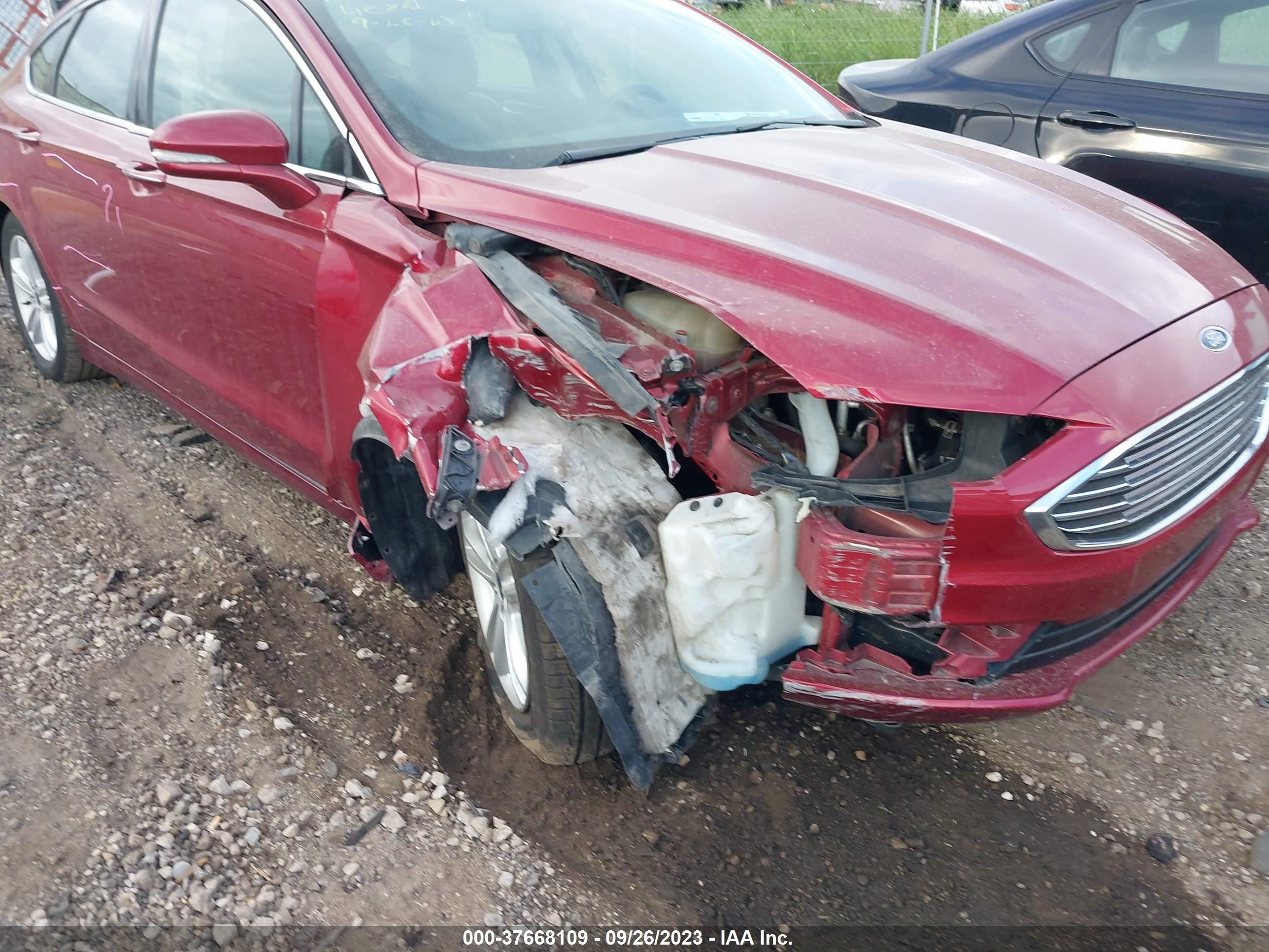 Photo 5 VIN: 3FA6P0HD4JR217538 - FORD FUSION 