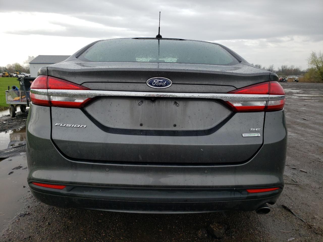 Photo 5 VIN: 3FA6P0HD4JR223968 - FORD FUSION 