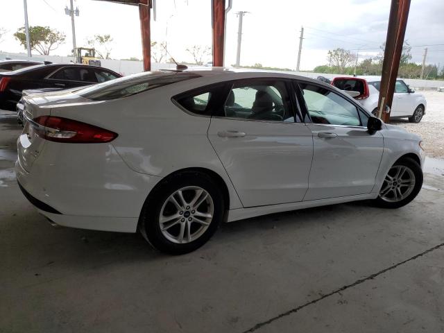 Photo 2 VIN: 3FA6P0HD4JR259059 - FORD FUSION SE 