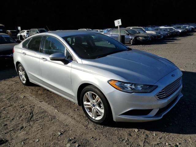 Photo 3 VIN: 3FA6P0HD4JR285192 - FORD FUSION SE 