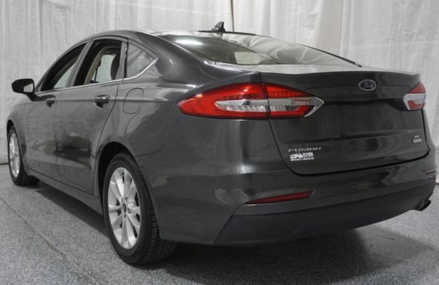 Photo 2 VIN: 3FA6P0HD4KR128988 - FORD FUSION SE 