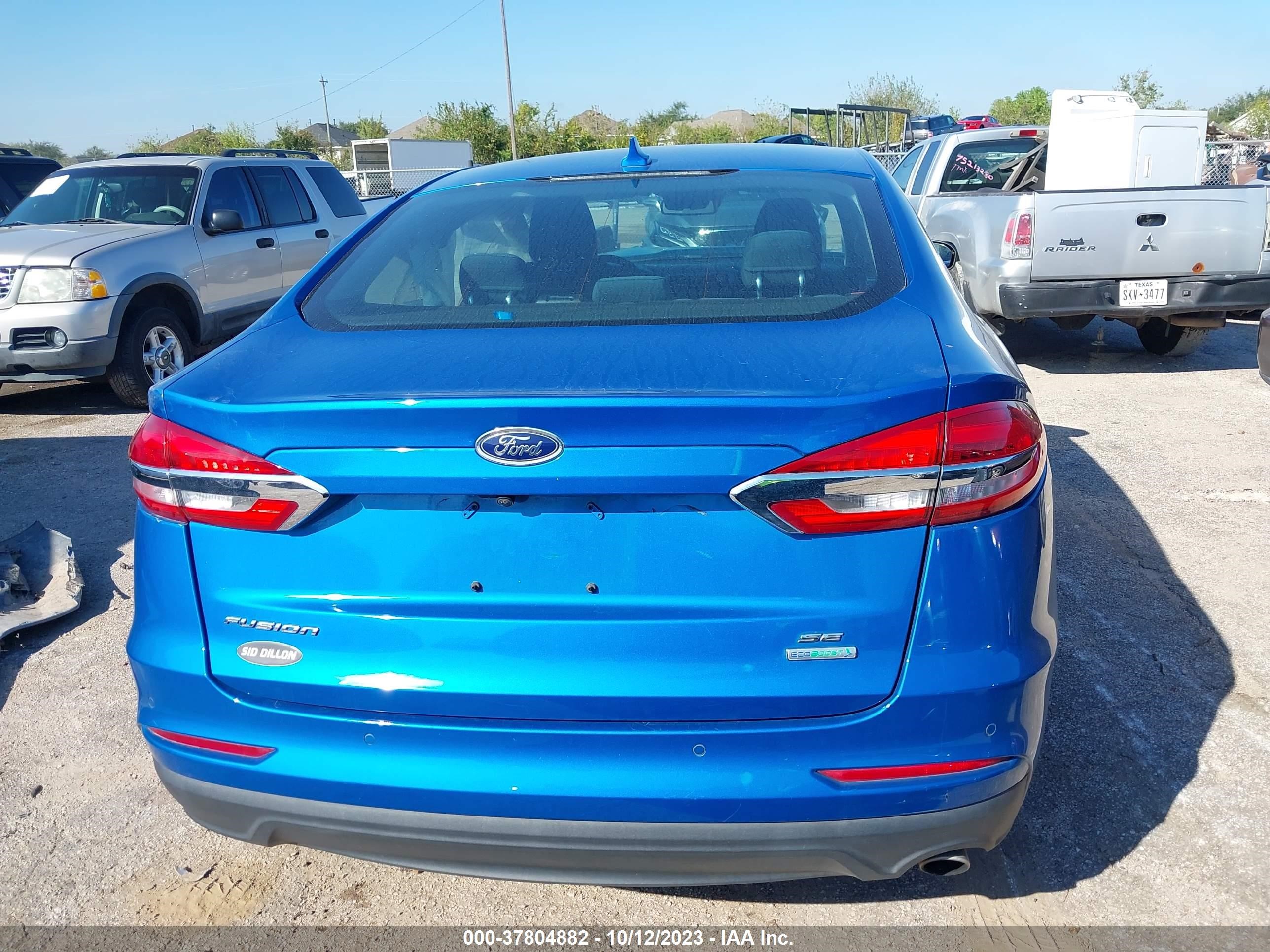 Photo 15 VIN: 3FA6P0HD4KR147802 - FORD FUSION 