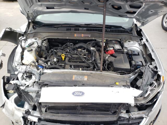 Photo 6 VIN: 3FA6P0HD4KR169928 - FORD FUSION SE 