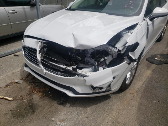 Photo 8 VIN: 3FA6P0HD4KR246572 - FORD FUSION SE 