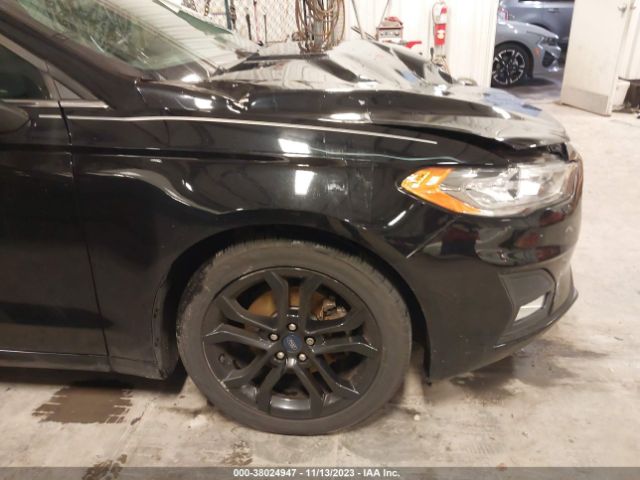 Photo 5 VIN: 3FA6P0HD4KR281502 - FORD FUSION 