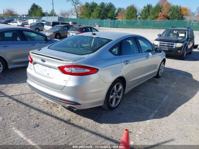 Photo 3 VIN: 3FA6P0HD5FR111574 - FORD FUSION 