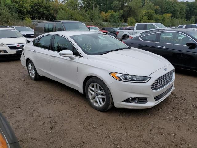 Photo 3 VIN: 3FA6P0HD5FR222772 - FORD FUSION SE 